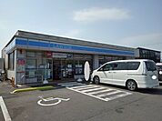 【コンビニエンスストア】ローソン丸亀飯野町東分店まで550ｍ