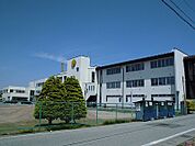 【大学】羽陽学園短期大学まで160ｍ