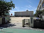 【小学校】別府市立石垣小学校まで550ｍ