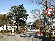【小学校】小諸市立東小学校まで1000ｍ