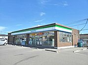 【コンビニエンスストア】ファミリーマート大河原住吉町店まで500ｍ