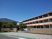 【小学校】観音寺市立柞田小学校まで1800ｍ