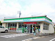 【コンビニエンスストア】ファミリーマート桑名播磨店まで500ｍ