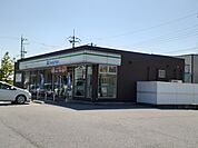 【コンビニエンスストア】ファミリーマート彦根原町店様まで1600ｍ