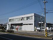 【郵便局】三好郵便局まで1400ｍ