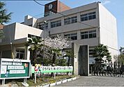 【小学校】中通小学校まで400ｍ