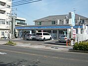 【コンビニエンスストア】ローソン鹿児島紫原一本桜店まで1350ｍ