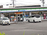 【コンビニエンスストア】ファミリーマート 名張希央台店まで750ｍ