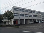 【中学校】城北中学校まで750ｍ