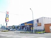 【レンタルビデオ】ＴＳＵＴＡＹＡ 広面店まで600ｍ