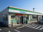 【コンビニエンスストア】ファミリーマート周南松ノ前店まで500ｍ