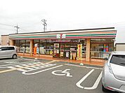 【コンビニエンスストア】セブンイレブン野洲妙光寺店まで750ｍ