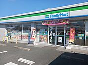 【コンビニエンスストア】ファミリーマートまで550ｍ