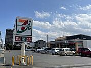 【コンビニエンスストア】セブンイレブン土浦市民会館前店まで550ｍ