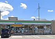 【コンビニエンスストア】ファミリーマート知立谷田町西店まで800ｍ