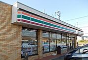 【コンビニエンスストア】セブンイレブン開成吉田島店まで200ｍ