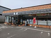 【コンビニエンスストア】セブンイレブン大門本町通店まで746ｍ