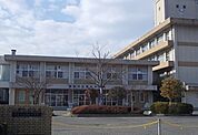 【中学校】福島市立清水中学校まで1000ｍ