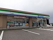 【コンビニエンスストア】ファミリーマートまで600ｍ