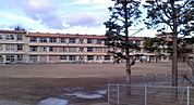 【小学校】渡利小学校まで1400ｍ
