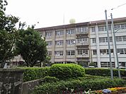 【小学校】明治北小学校まで850ｍ