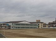 【中学校】福島市立岳陽中学校まで600ｍ