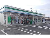 【コンビニエンスストア】ファミリーマート福島太田町店まで200ｍ