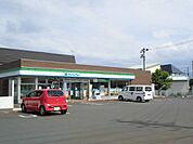 【コンビニエンスストア】ファミリーマート御廟2丁目店まで600ｍ