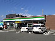 【コンビニエンスストア】ファミリーマート平成けやき通りまで500ｍ