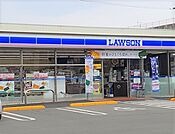【コンビニエンスストア】ローソン合志須屋店まで200ｍ