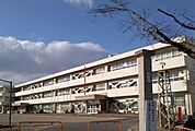 【小学校】岳下小学校まで1400ｍ