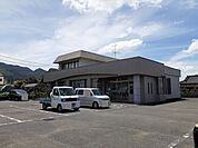 【銀行】鹿児島銀行重富支店まで600ｍ