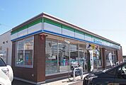 【コンビニエンスストア】ファミリーマート　川井町店まで650ｍ