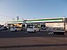 周辺：【コンビニエンスストア】ファミリーマート岐阜長良真生店まで355ｍ