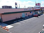 【ドラッグストア】クスリのアオキ上中居店まで140ｍ