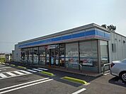 【コンビニエンスストア】ローソン丸亀柞原町店まで200ｍ