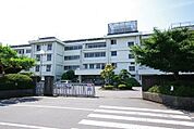 【中学校】南中学校様まで698ｍ
