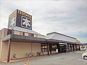【レンタルビデオ】ＴＳＵＴＡＹＡ宇多津店まで1100ｍ