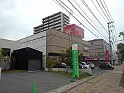 ダイソー三原皆実店まで400ｍ