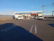 【コンビニエンスストア】ローソン笠懸久宮店まで260ｍ