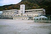 【中学校】忠海中学校まで650ｍ