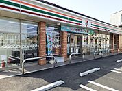 【コンビニエンスストア】セブンイレブン上佐野町店まで550ｍ
