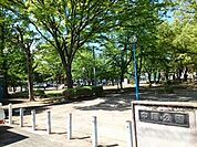 【公園】中居公園まで600ｍ