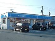 【コンビニエンスストア】ローソン 松阪石津町店まで577ｍ