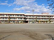 【小学校】寄居小学校まで450ｍ