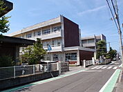 【小学校】丸亀市立垂水小学校まで600ｍ