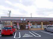 【コンビニエンスストア】ローソン宇部片倉店まで300ｍ