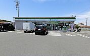 【コンビニエンスストア】ファミリーマート鈴鹿千代崎店まで1043ｍ