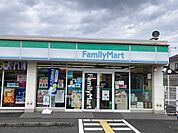 【コンビニエンスストア】ファミリーマート 舞鶴行永店まで300ｍ