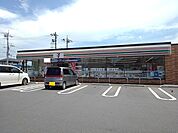 【コンビニエンスストア】セブンイレブン筑西川島店まで1000ｍ